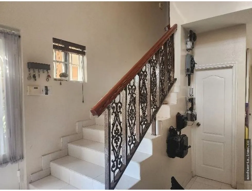 Venta de casa en Fuente del Fresno, Altos de Panama, Condado del Rey