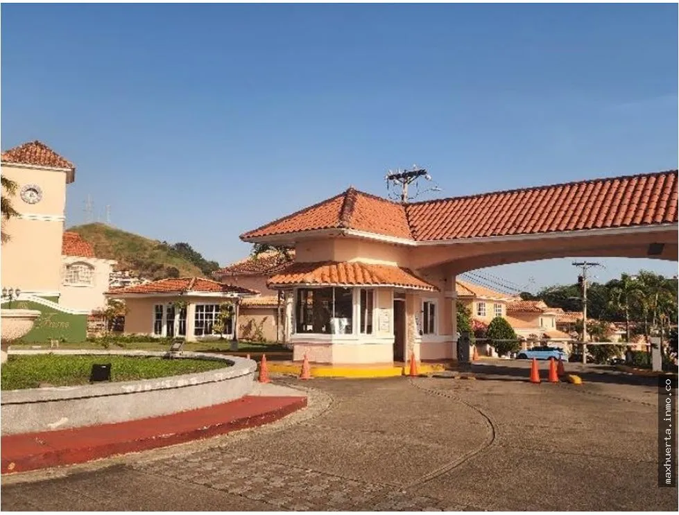 Venta de casa en Fuente del Fresno, Altos de Panama, Condado del Rey
