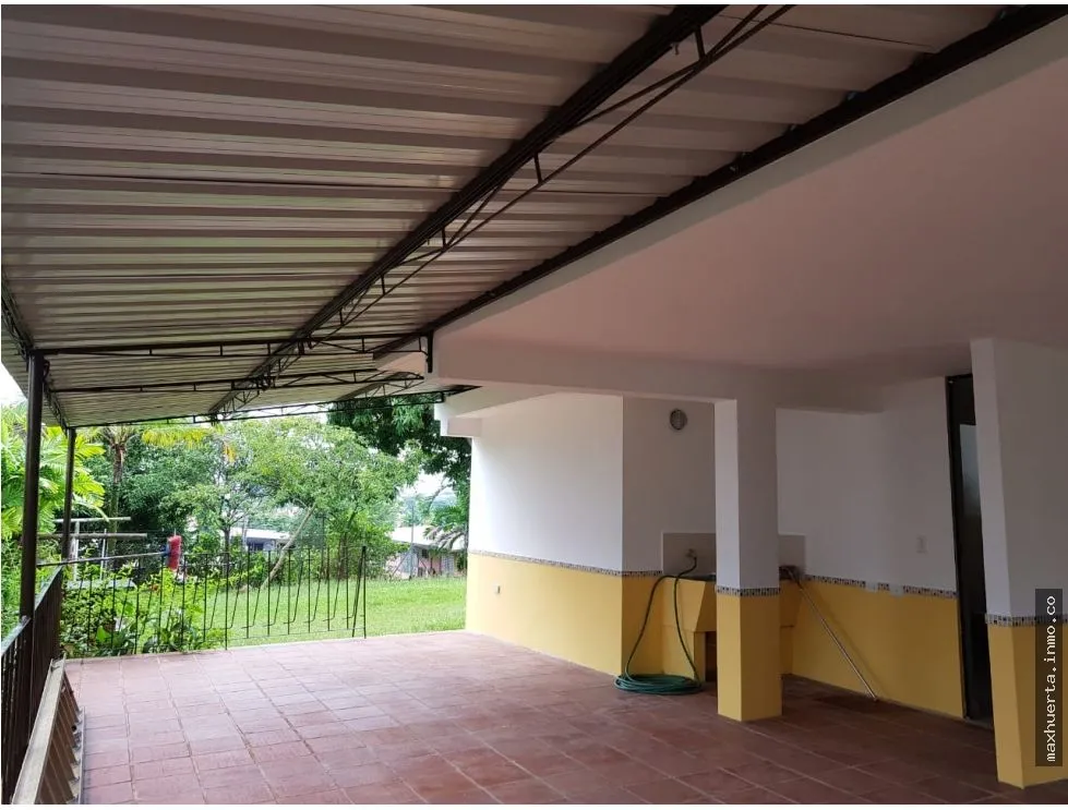 Vendo casa en Villa Caceres, Betania
