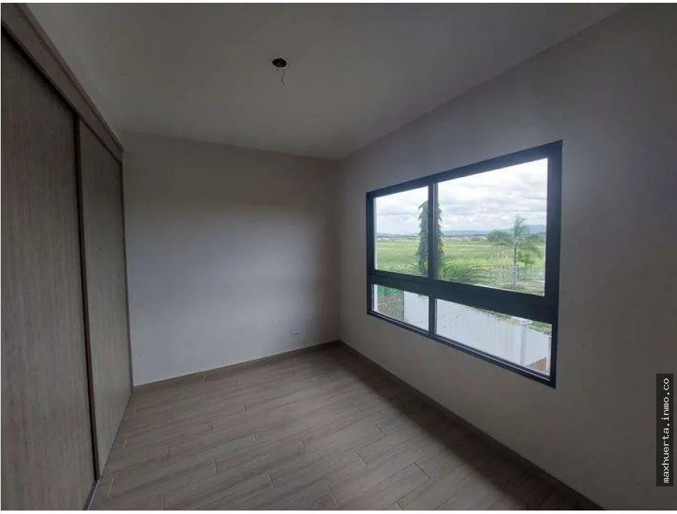 Se vende hermosa casa en Costa Sur