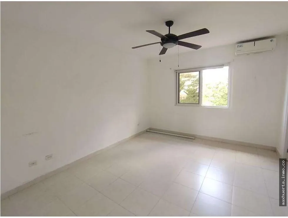 se vende hermosa casa en Versalles