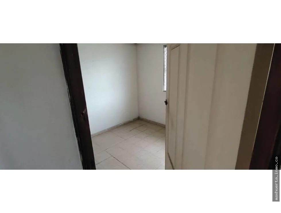 SE VENDE CASA EN ALTOS DE VACAMONTE