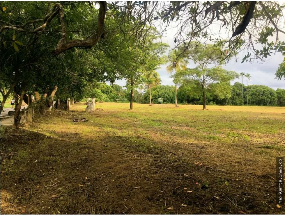 Vendo Terreno en Punta Barco, San Carlos