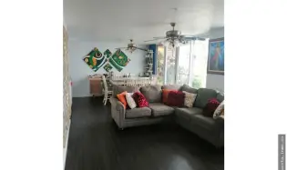 VENDO O ALQUILO APARTAMENTO PH PORTOALEGRE