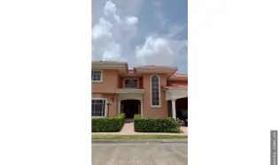 VENDO CASA EN PALMERAS - COSTA DEL ESTE