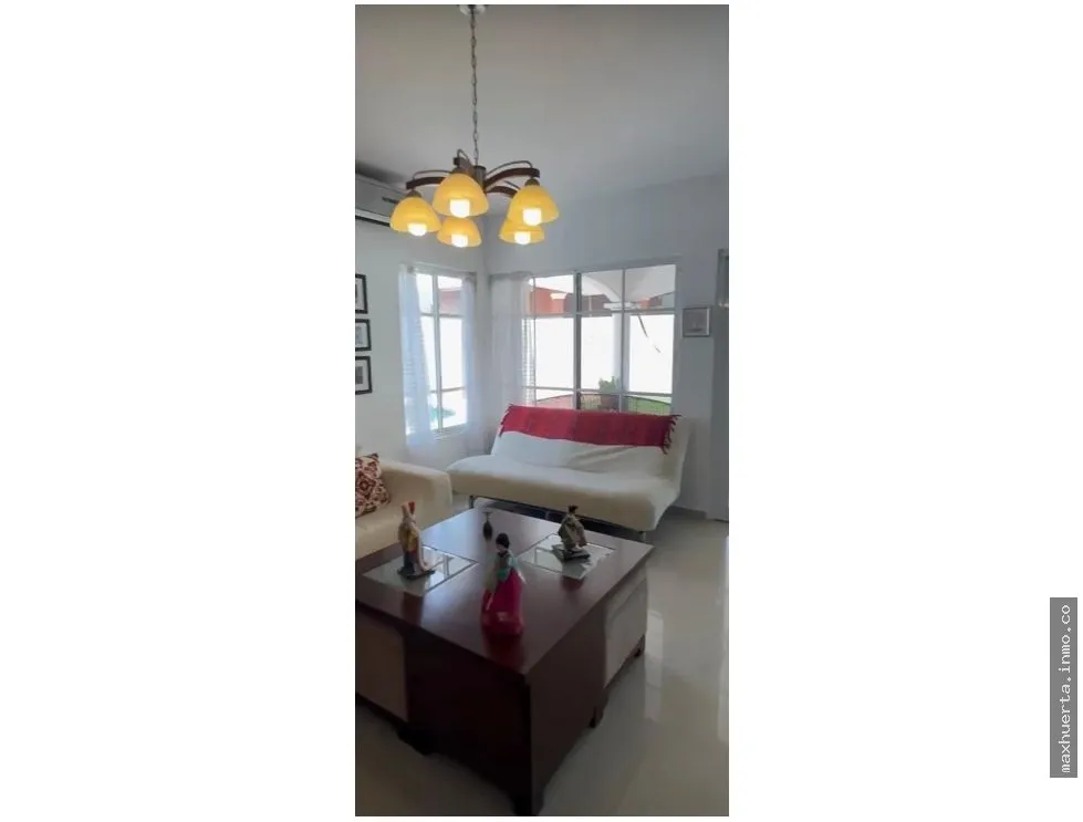 VENDO CASA EN PALMERAS - COSTA DEL ESTE