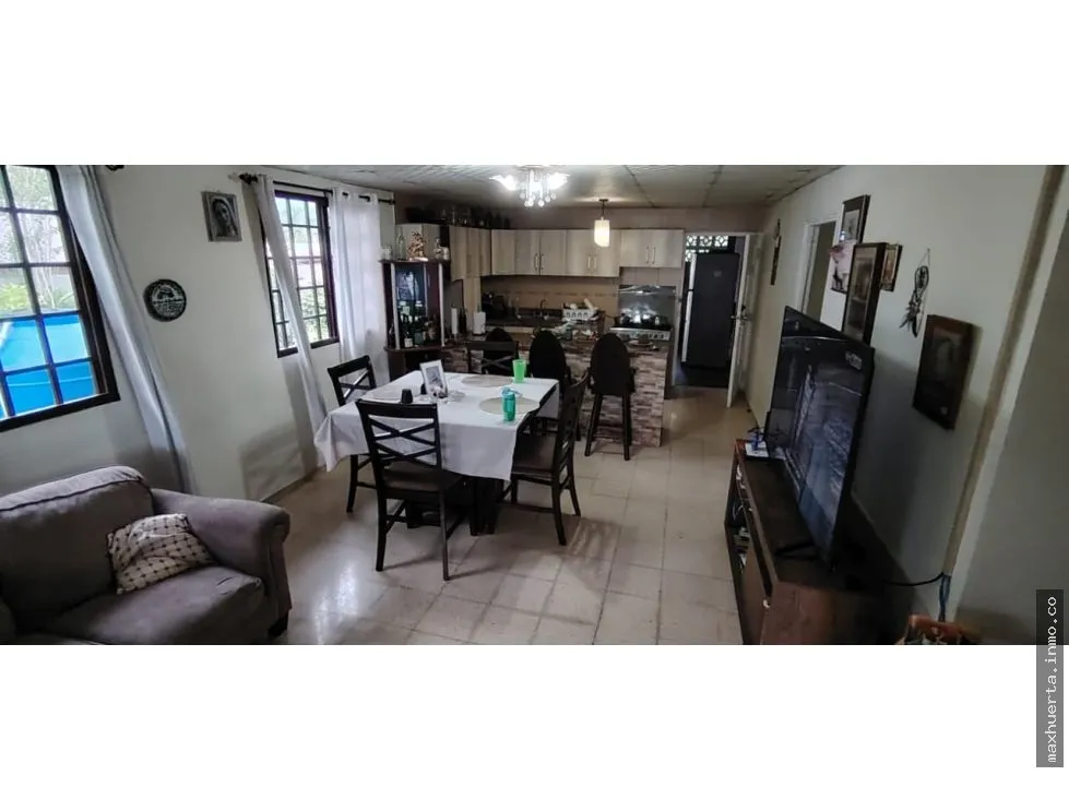 VENDO HERMOSA CASA EN ALTOS DE VACAMONTE