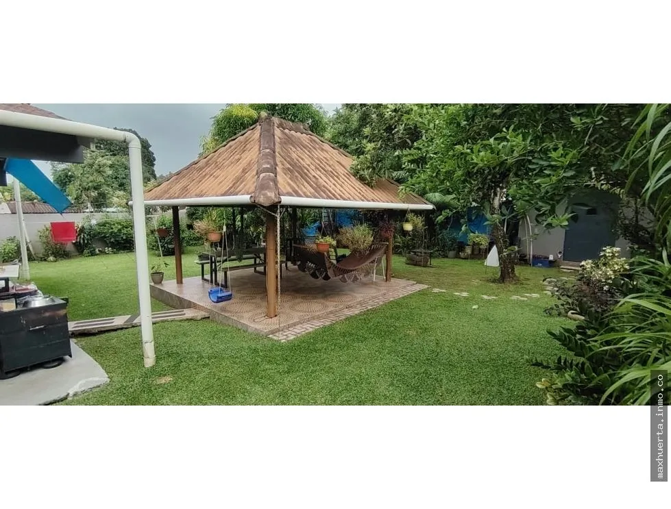 VENDO HERMOSA CASA EN ALTOS DE VACAMONTE