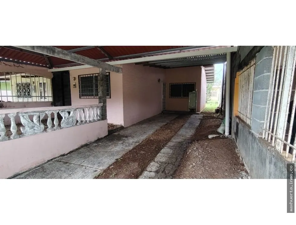 VENDO CASA EN LAS VILLAS DE ARRAIJAN