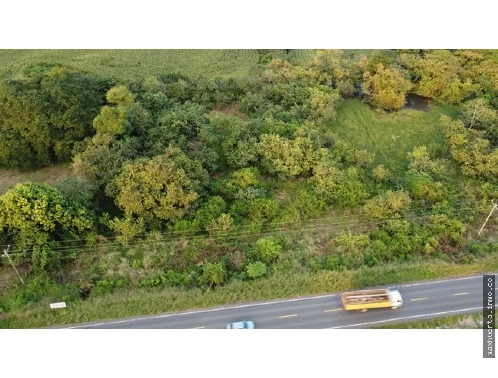VENTA DE TERRENO COMERCIAL EN LAS TABLAS