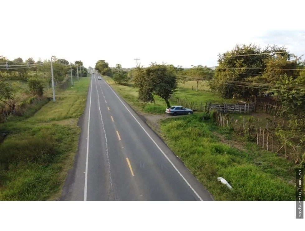 VENTA DE TERRENO COMERCIAL EN LAS TABLAS
