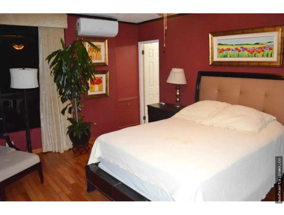 SE VENDE APARTAMENTO EN AVENIDA BALBOA