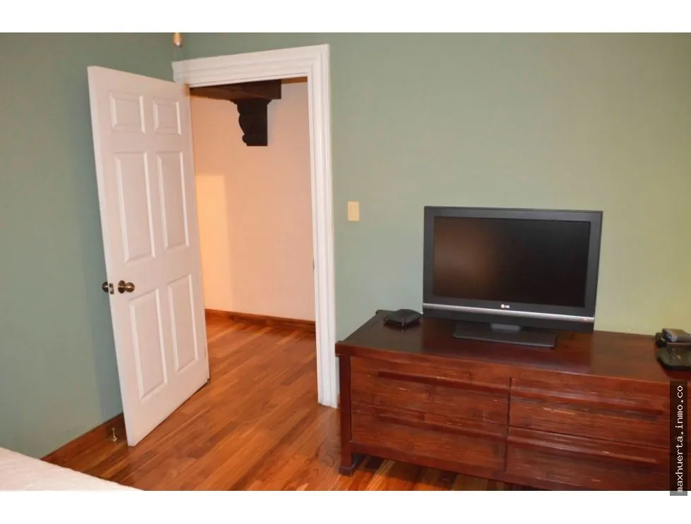 SE VENDE APARTAMENTO EN AVENIDA BALBOA