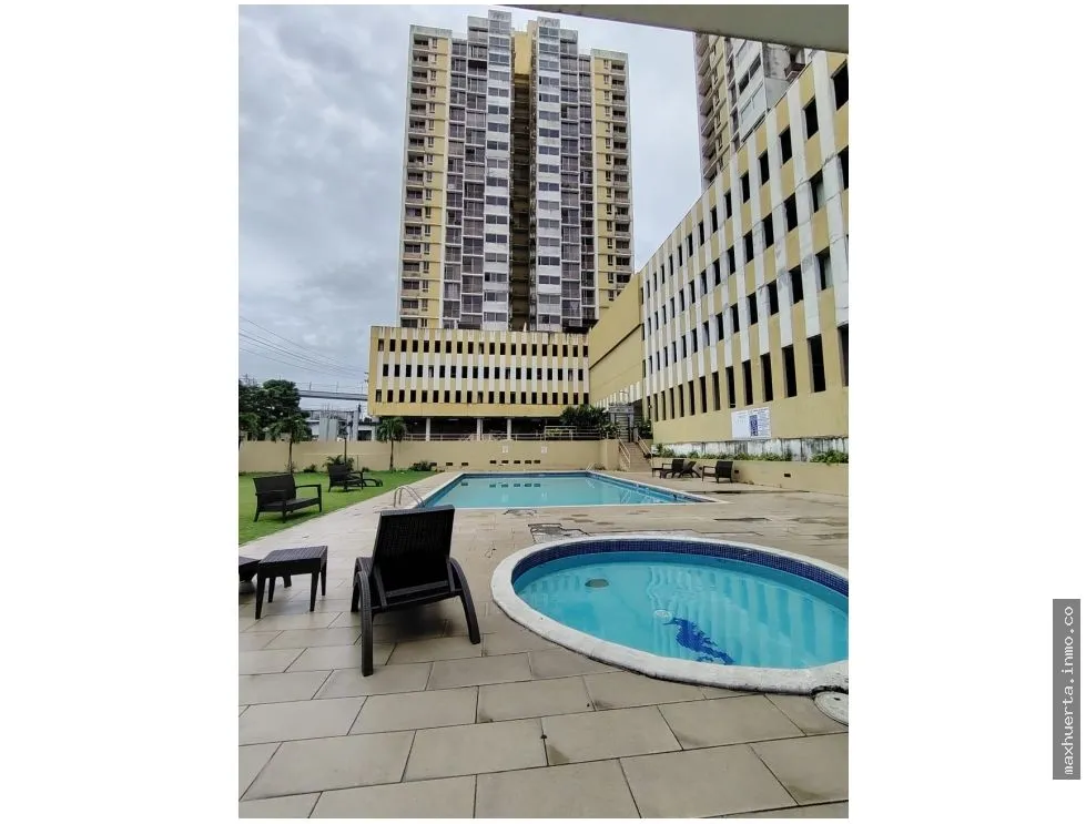 VENDO APARTAMENTO PH 4ISLAS