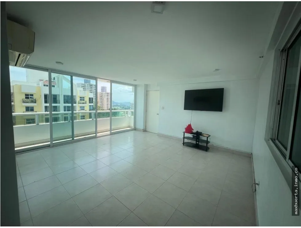 Venta Apartamento PH El Mare, Plaza Edison