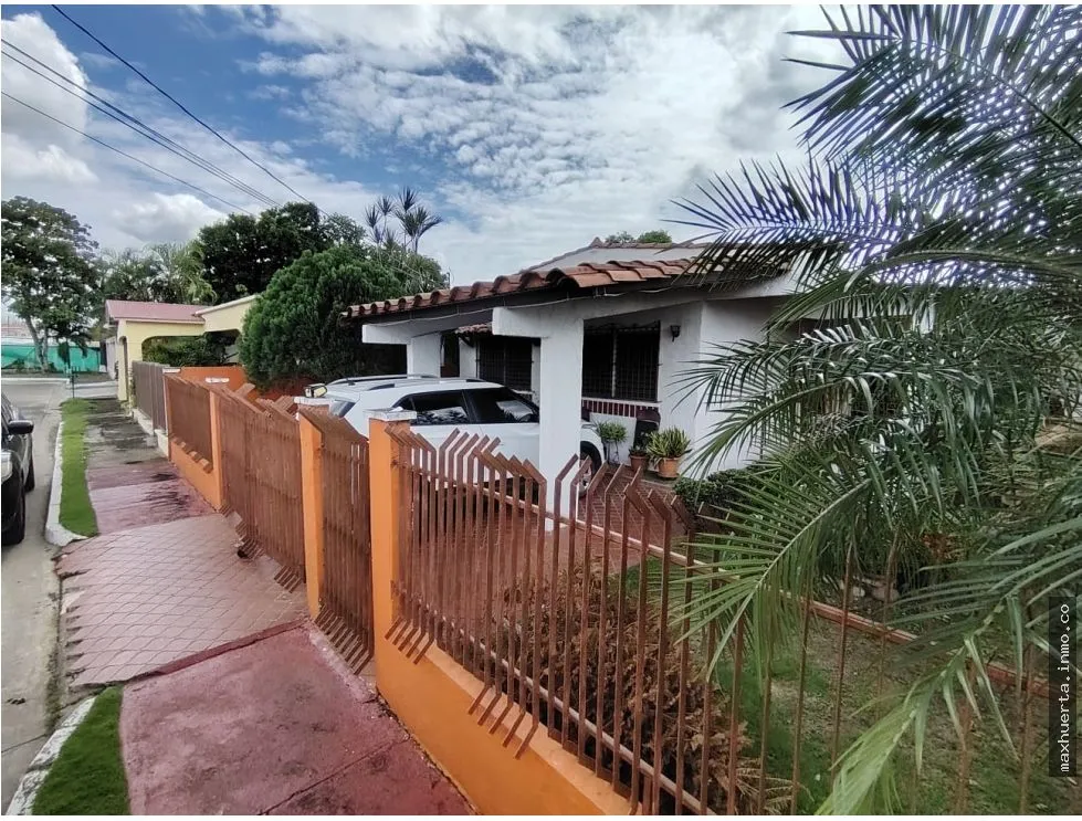 VENDO CASA EN CHANIS , ALTOS DEL ROMERAL