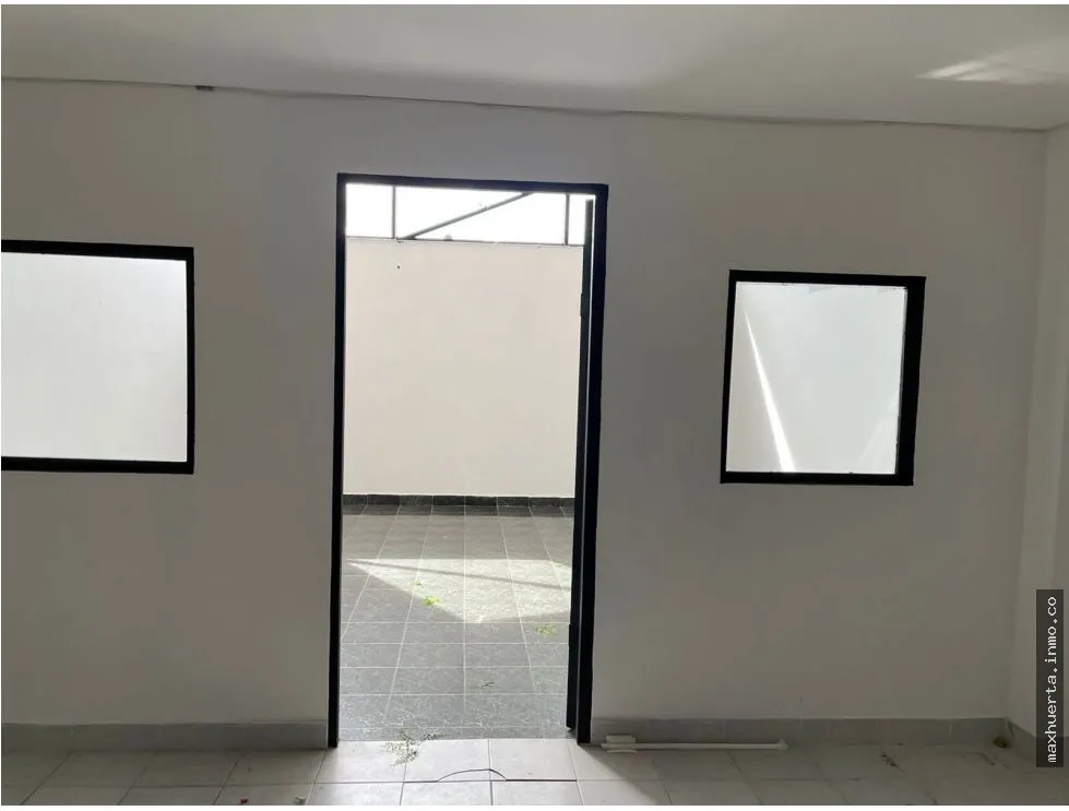 Venta de local comercial en Plaza Carolina, Juan Díaz NEB-10983
