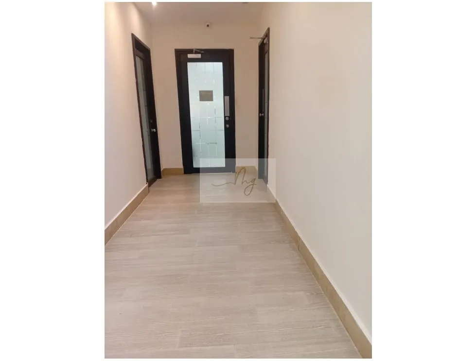 Sale of Complete Office in El Carmen