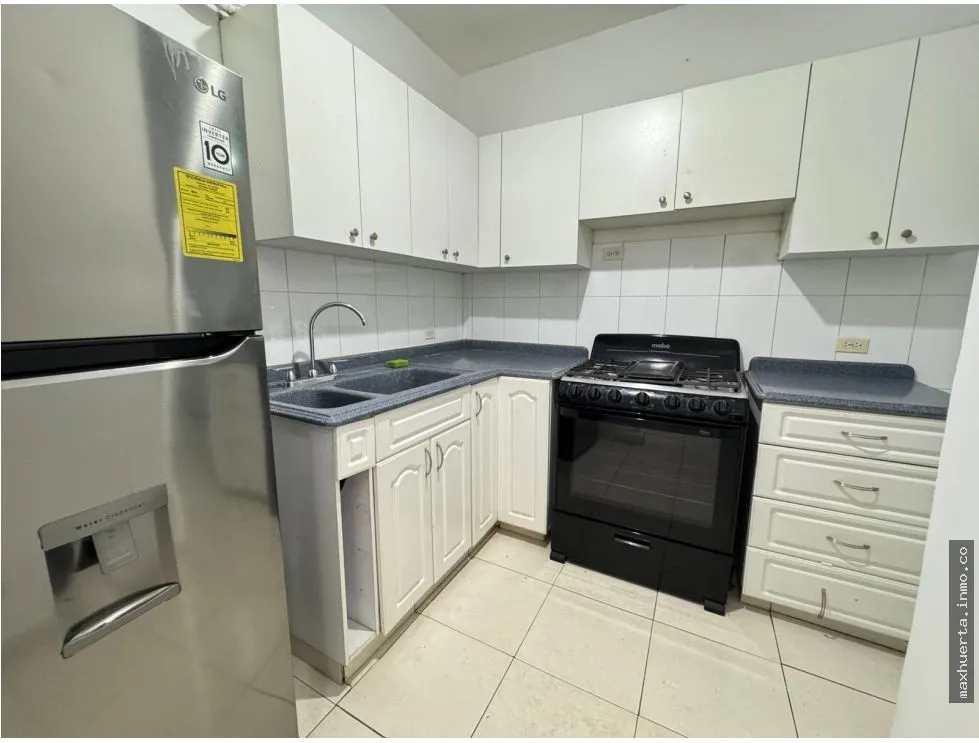 Apartment for Sale in San Francisco, PH Capri