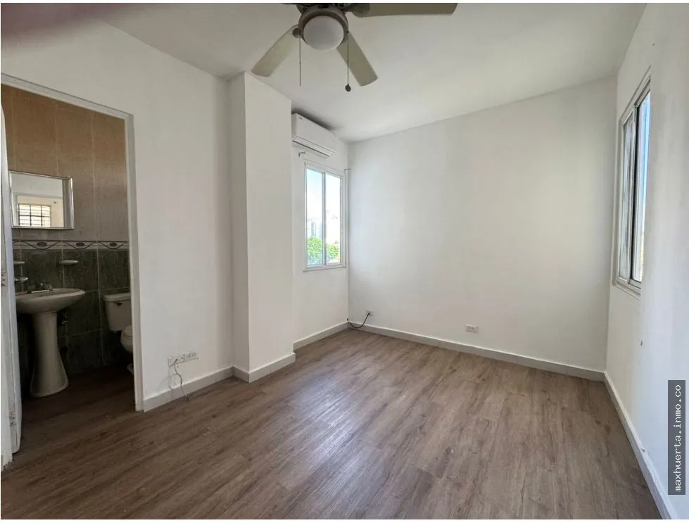 Apartment for Sale in San Francisco, PH Capri