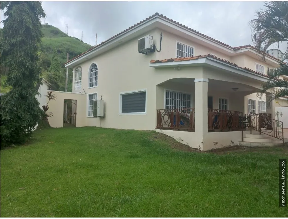 House for Sale in Bosques de los Cibeles, Altos de Panama (NEB-9538)