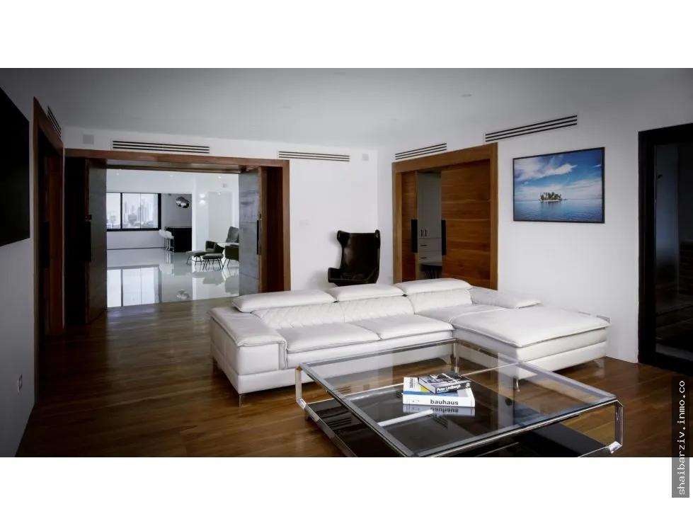 SPECTACULAR 4-LEVEL PENTHOUSE FOR SALE IN PUNTA PAITILLA