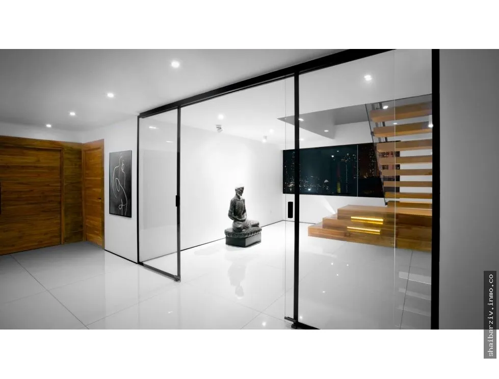SPECTACULAR 4-LEVEL PENTHOUSE FOR SALE IN PUNTA PAITILLA