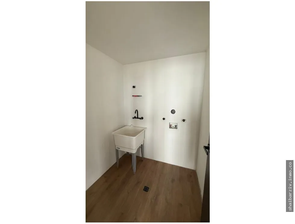 FOR RENT: APARTMENT WITH MAID'S ROOM IN PH TRIBU, COCO DEL MAR