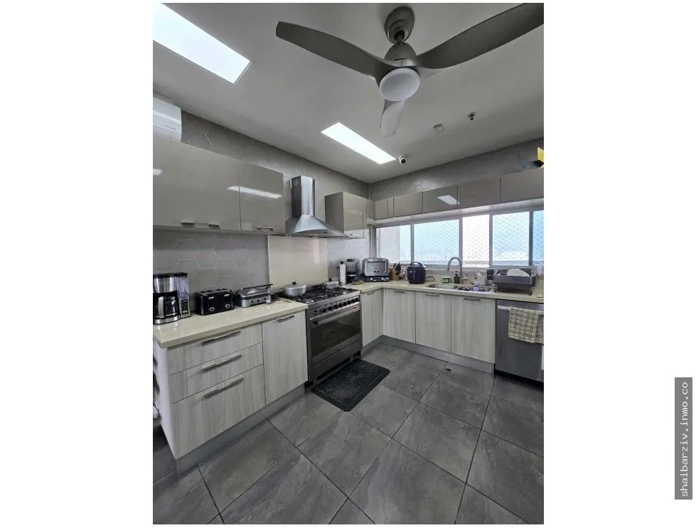 Beautiful Duplex Apartment for Sale in PH Náutica Tower, Coco del Mar
