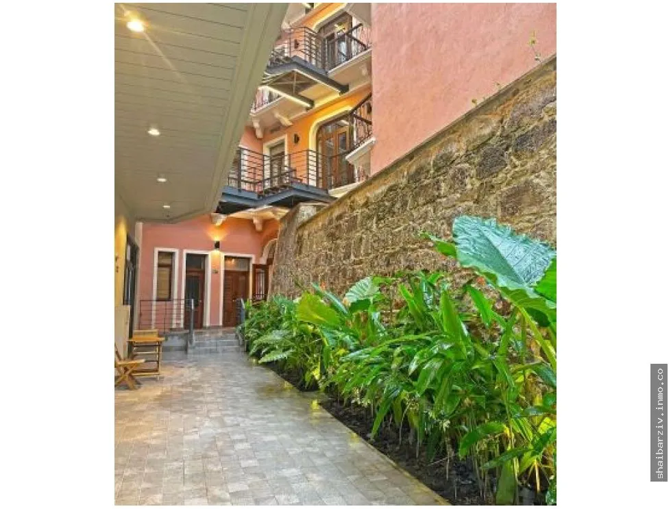 COMMERCIAL SPACE FOR SALE IN OLD TOWN, CASA CORDOVÉZ DE LEÓN