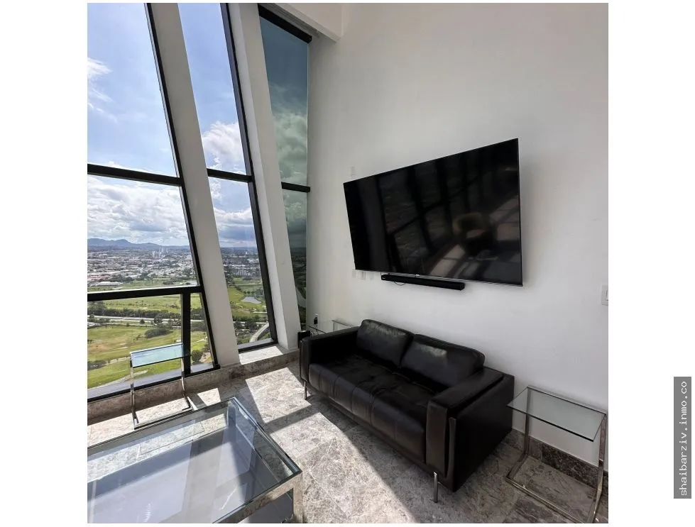 SE VENDE BELLO PENTHOUSE EN EMPIRE, SANTA MARÍA
