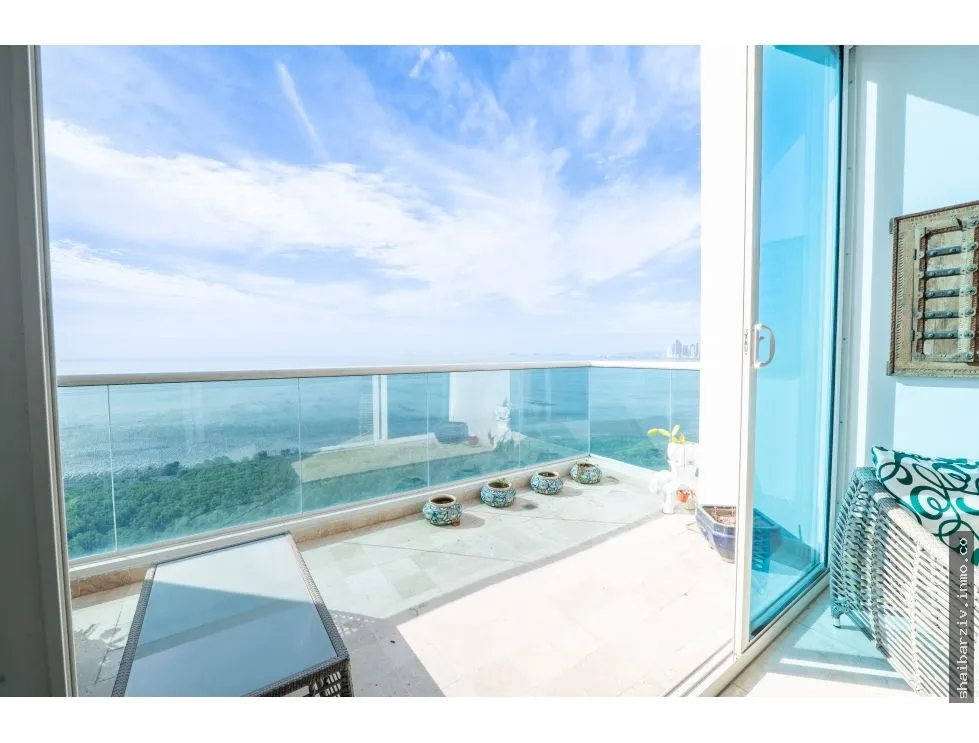 SE VENDE BELLO APARTAMENTO EN PRIMERA LÍNEA DE COSTA DEL ESTE
