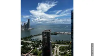 APARTMENT FOR SALE ON AV. BALBOA, PH MARINA PARK