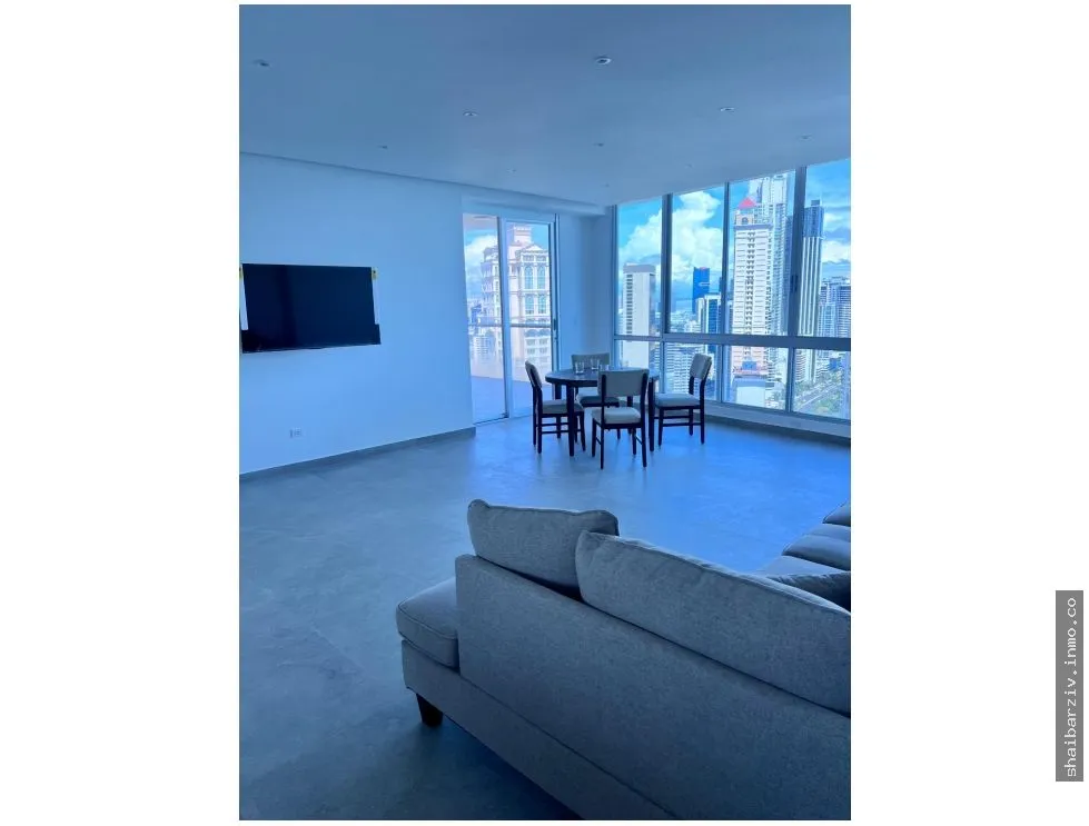 APARTMENT FOR SALE ON AV. BALBOA, PH MARINA PARK