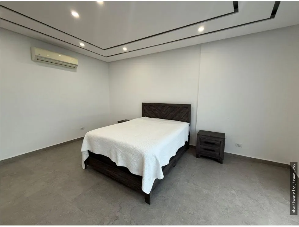 APARTMENT FOR SALE ON AV. BALBOA, PH MARINA PARK