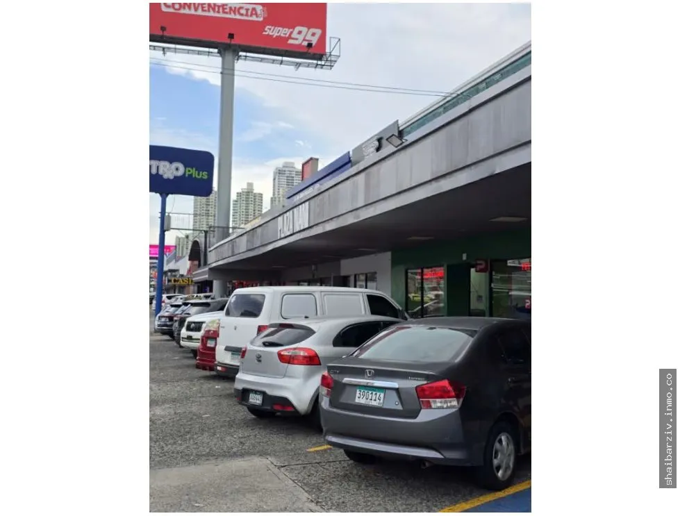 COMMERCIAL PLAZA FOR SALE ON TRANSISTMICA AVENUE