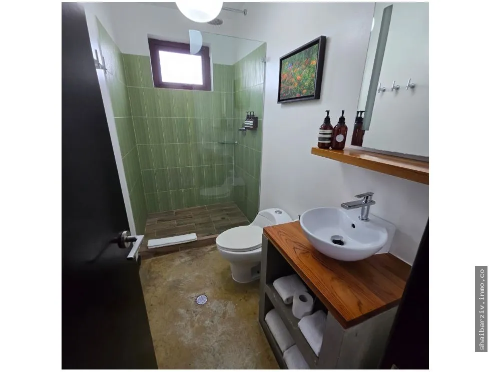 BUILDING FOR SALE IN CASCO ANTIGUO, CASA TÁNTALO, SALE-LEASEBACK