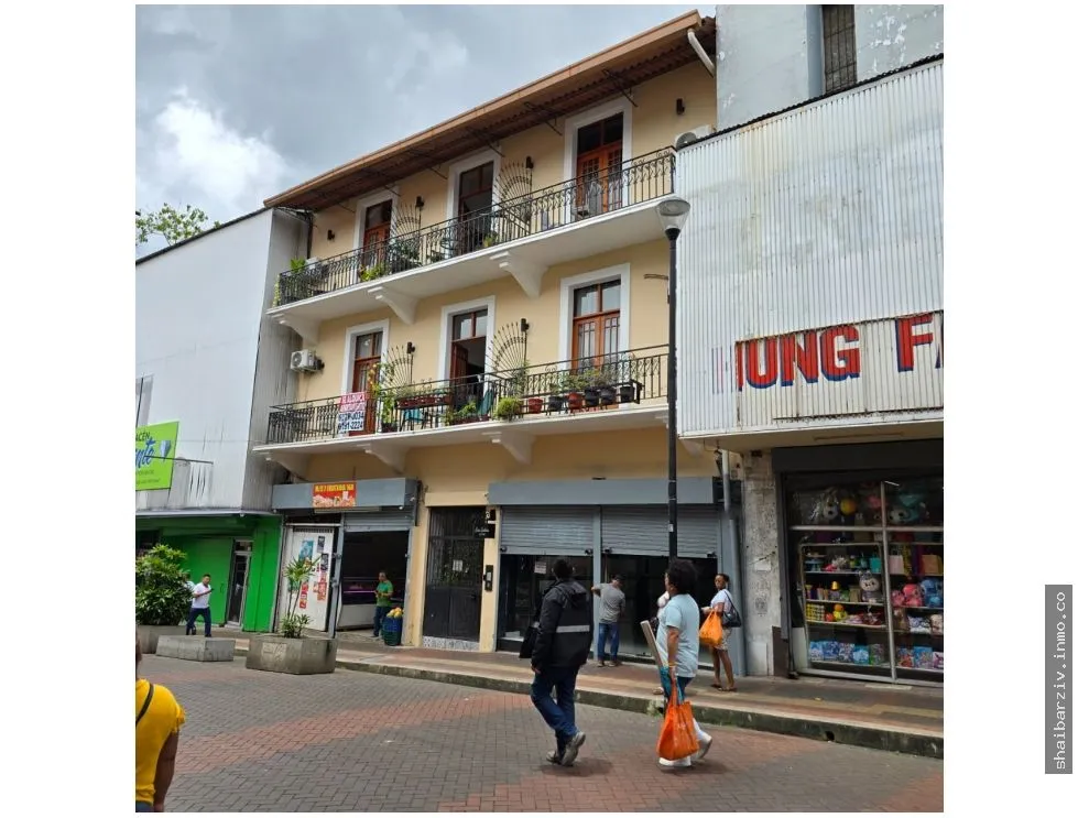 здание в Santa Ana на продажу