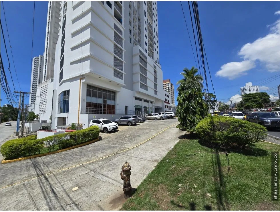 TWO INTEGRATED COMMERCIAL SPACES FOR SALE ON VÍA ESPAÑA