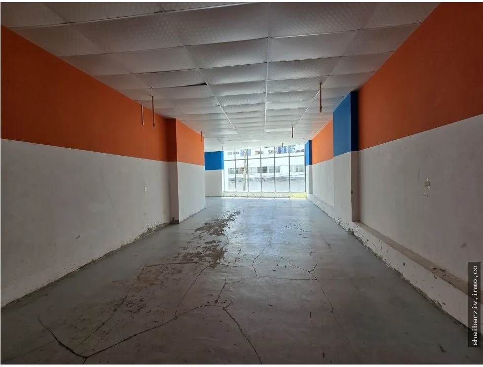 TWO INTEGRATED COMMERCIAL SPACES FOR SALE ON VÍA ESPAÑA