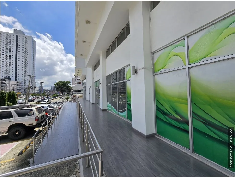 TWO INTEGRATED COMMERCIAL SPACES FOR SALE ON VÍA ESPAÑA
