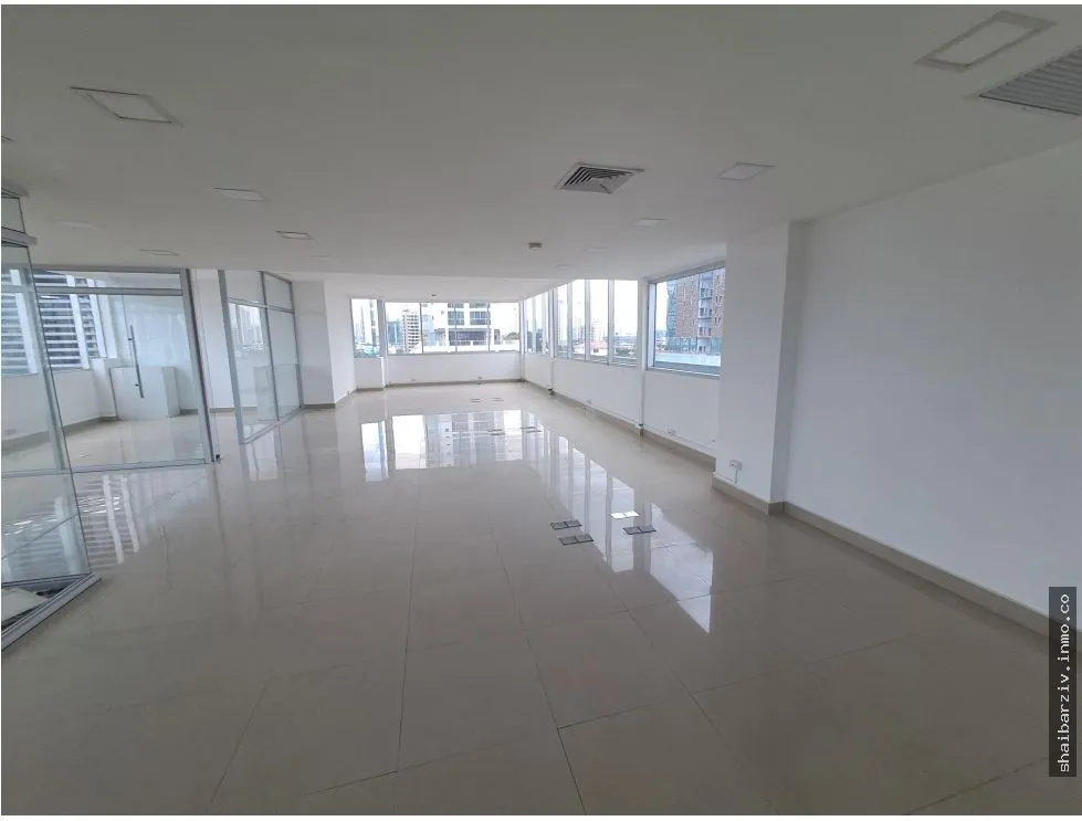 OFFICE FOR RENT IN PH TORRE 50, FLOOR 5