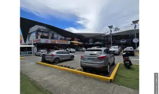 COMMERCIAL PLAZA FOR SALE WITH EXCELLENT RENTAL INCOME POTENTIAL