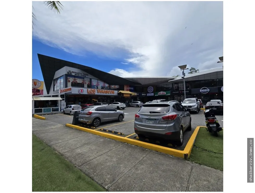 COMMERCIAL PLAZA FOR SALE WITH EXCELLENT RENTAL INCOME POTENTIAL