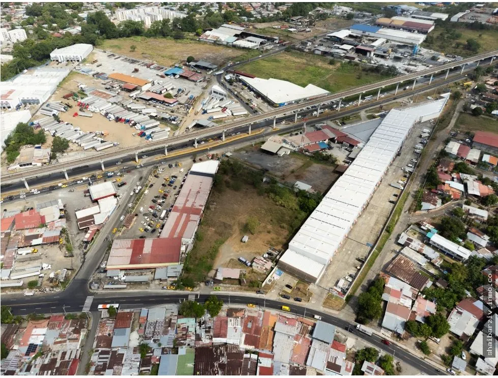 LAND FOR SALE IN MAÑANITAS, TOCUMEN, NEAR THE METRO