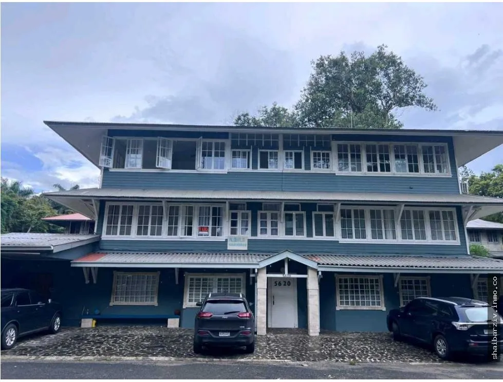 Building for Sale in Clayton