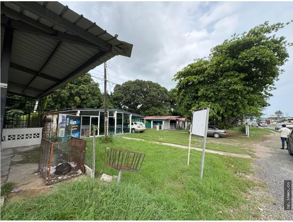 Land for Sale Facing the Panamerican Highway
