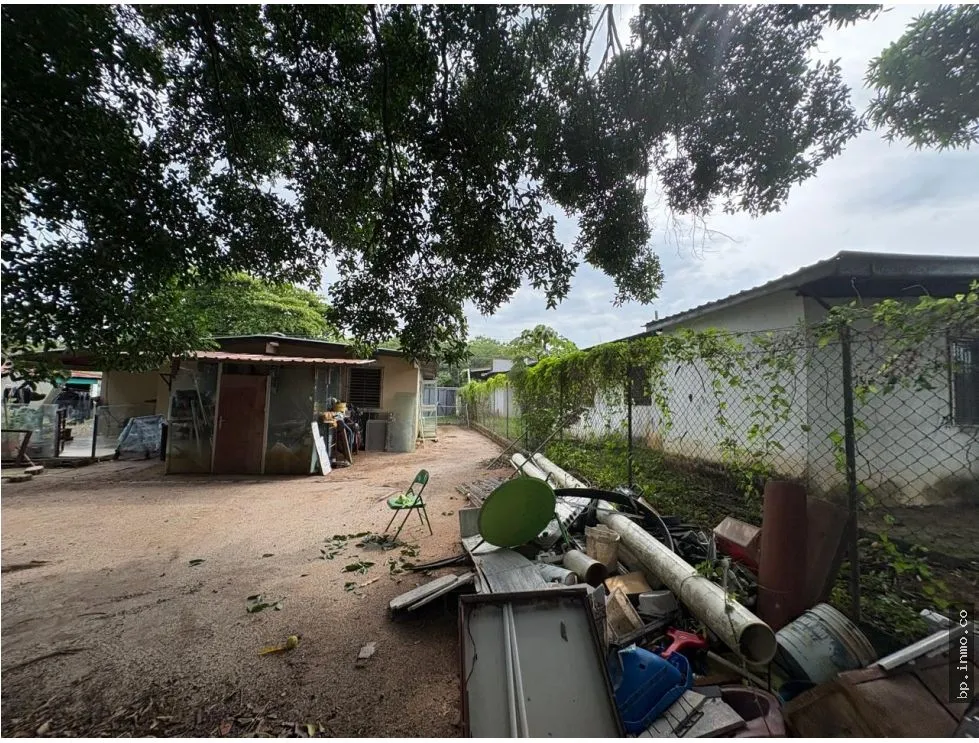 Land for Sale Facing the Panamerican Highway