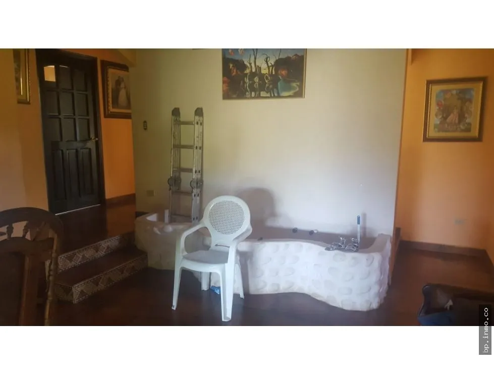 HOUSE FOR SALE IN LOS SANTOS - SANTO DOMINGO