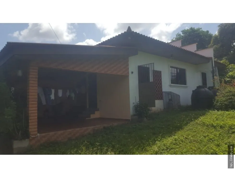 HOUSE FOR SALE IN LOS SANTOS - SANTO DOMINGO